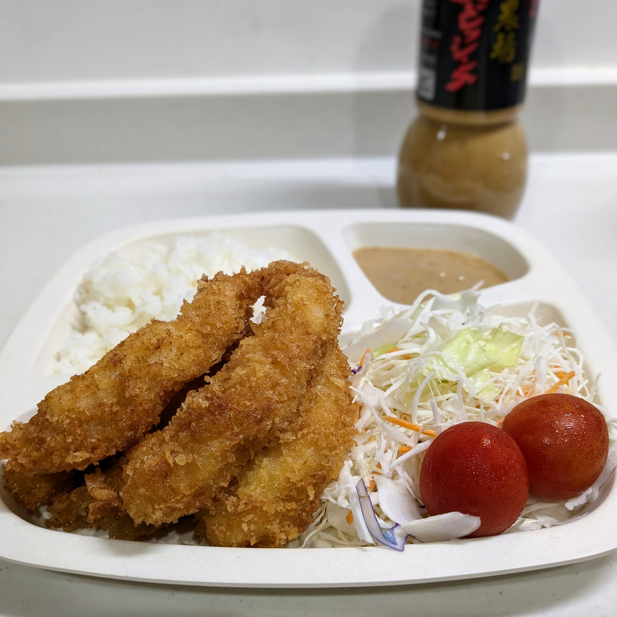 ソース】エビフライにごまドレッシング‼ お知らせ